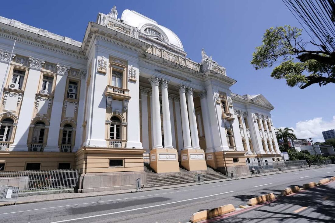 TJPE RECONHECE PUBLICIDADE INSTITUCIONAL COMO ATIVIDADE ESSENCIAL PARA GARANTIA DE DIREITOS E CONTINUIDADE DE POLÍTICAS PÚBLICAS