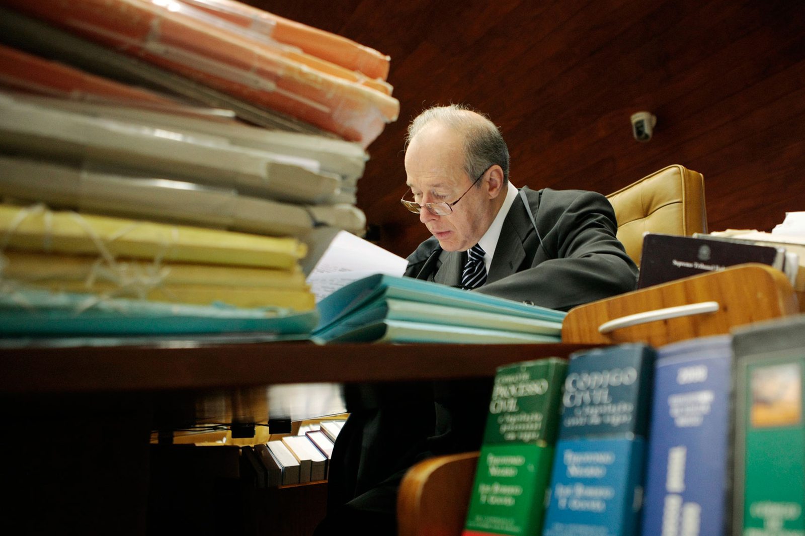EM ARTIGO, CELSO DE MELLO CELEBRA 198 ANOS DA FACULDADE DE DIREITO DA USP