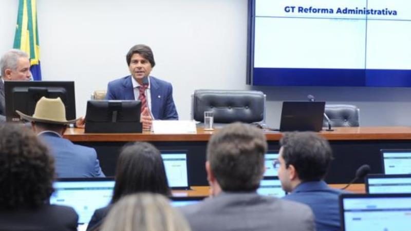 REFORMA ADMINISTRATIVA PODE ACABAR COM APOSENTADORIA COMPULSÓRIA COMO FORMA DE SANÇÃO PARA JUÍZES E PROMOTORES