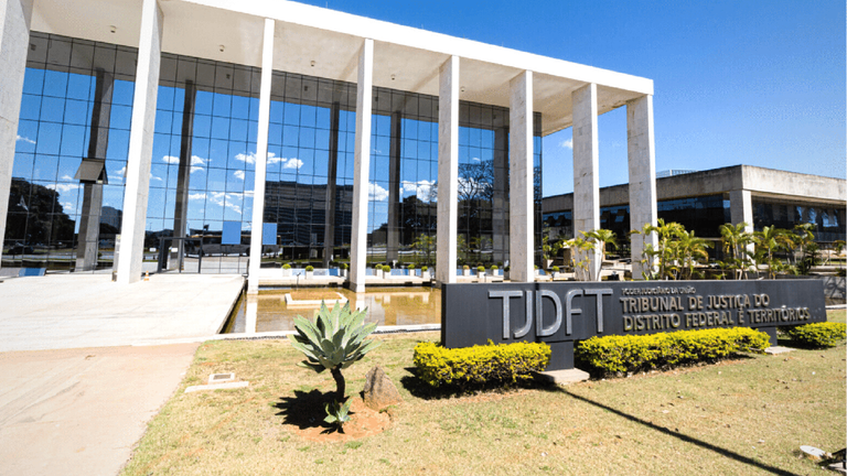 TJ DO DISTRITO FEDERAL MANTÉM CONDENAÇÃO DE CAC POR TRANSPORTE DE ARMA FORA DA ROTA AUTORIZADA