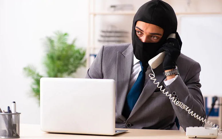 JUSTIÇA CONDENA BANCOS E WHATSAPP A INDENIZAREM VÍTIMAS DO GOLPE DO FALSO ADVOGADO