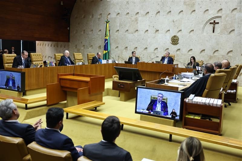 PRESIDENTE DO STF NEGA PERSEGUIÇÃO A BOLSONARO E DIZ QUE SANÇÕES DE TRUMP SÃO INJUSTAS