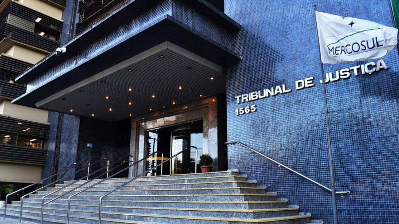 TJRS DECLARA INCONSTITUCIONALIDADE DE LEIS QUE PREVIAM ELEIÇÃO DIRETA PARA DIRIGENTES DE ESCOLAS MUNICIPAIS EM PORTO ALEGRE