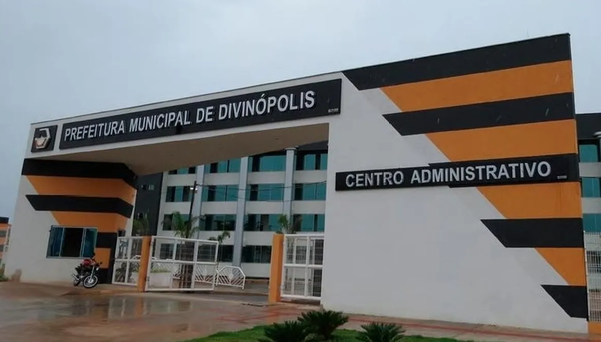 TRIBUNAL DE CONTAS SUSPENDE LICITAÇÃO PARA COMPRA DE AGROTÓXICO EM MINAS GERAIS