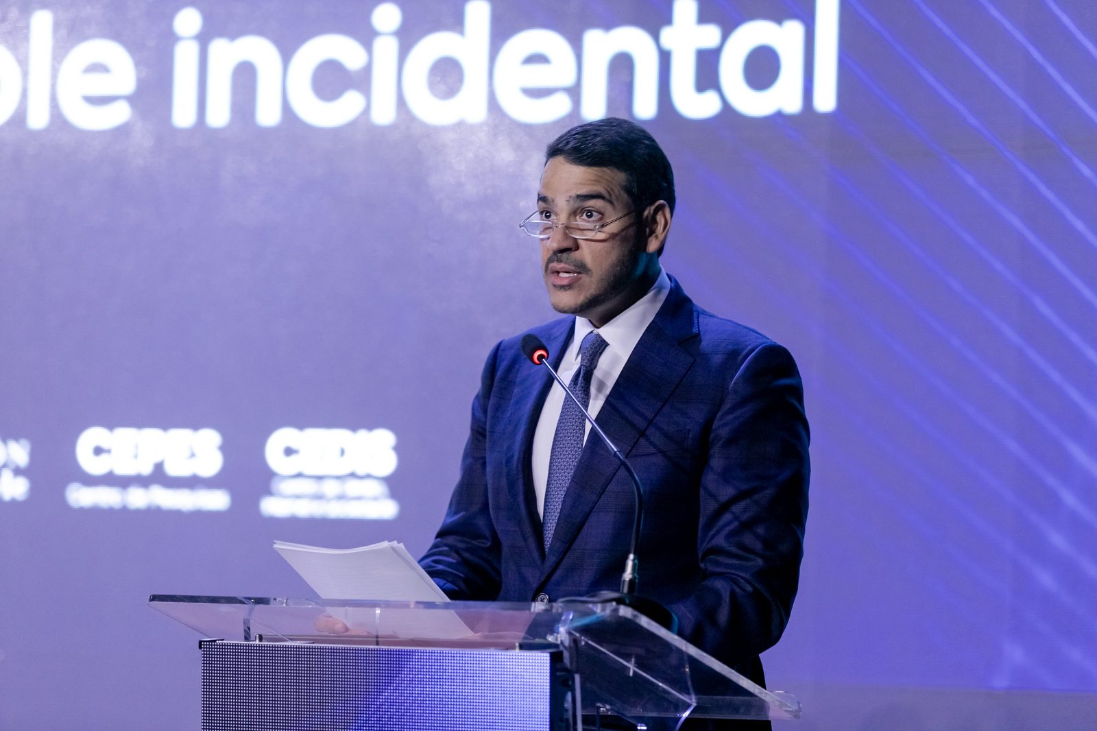 JUDICIÁRIO DEVE RESPEITAR ESCOLHAS LEGÍTIMAS DO LEGISLADOR, DIZ ADVOGADO-GERAL DA UNIÃO