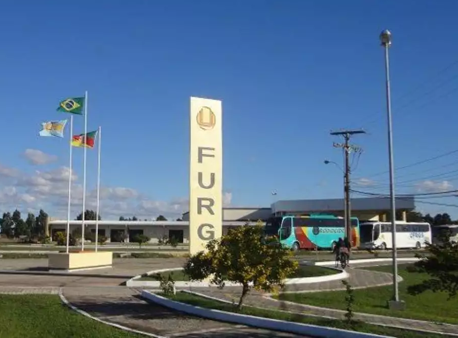 TRF-4 SUSPENDE SENTENÇA QUE HAVIA ANULADO PROCESSO SELETIVO PARA INGRESSO DE PESSOAS TRANSGÊNEROS