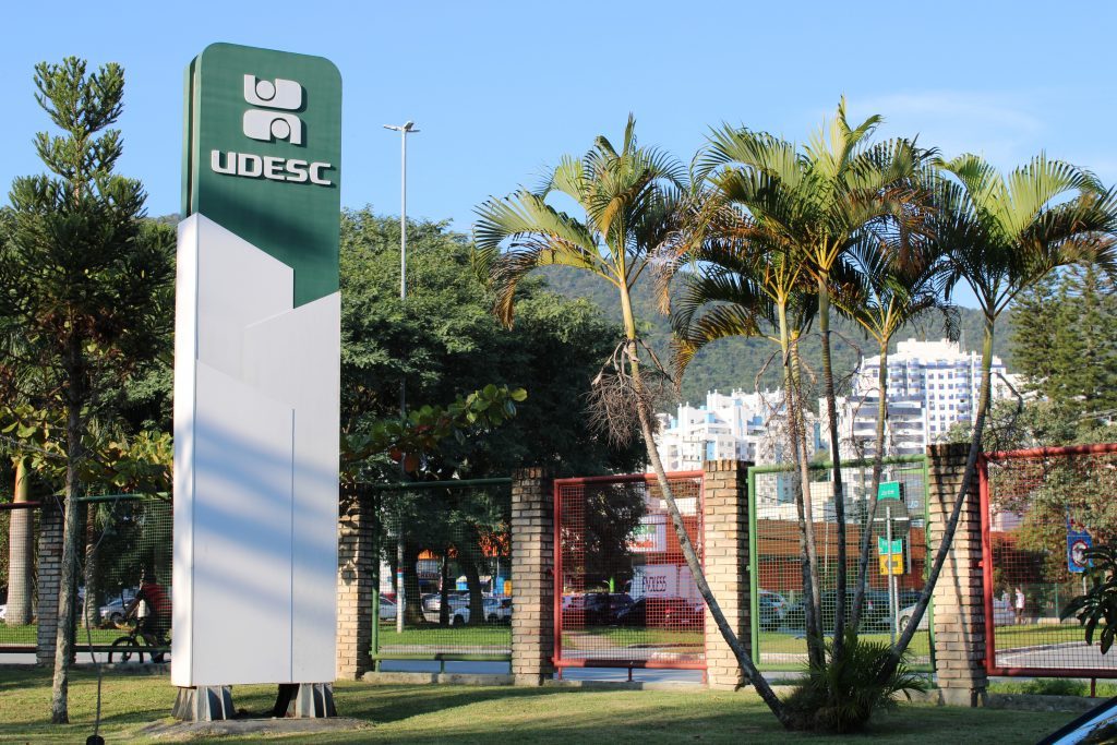 SANTA CATARINA ACABA COM COTAS RACIAIS EM UNIVERSIDADES ESTADUAIS