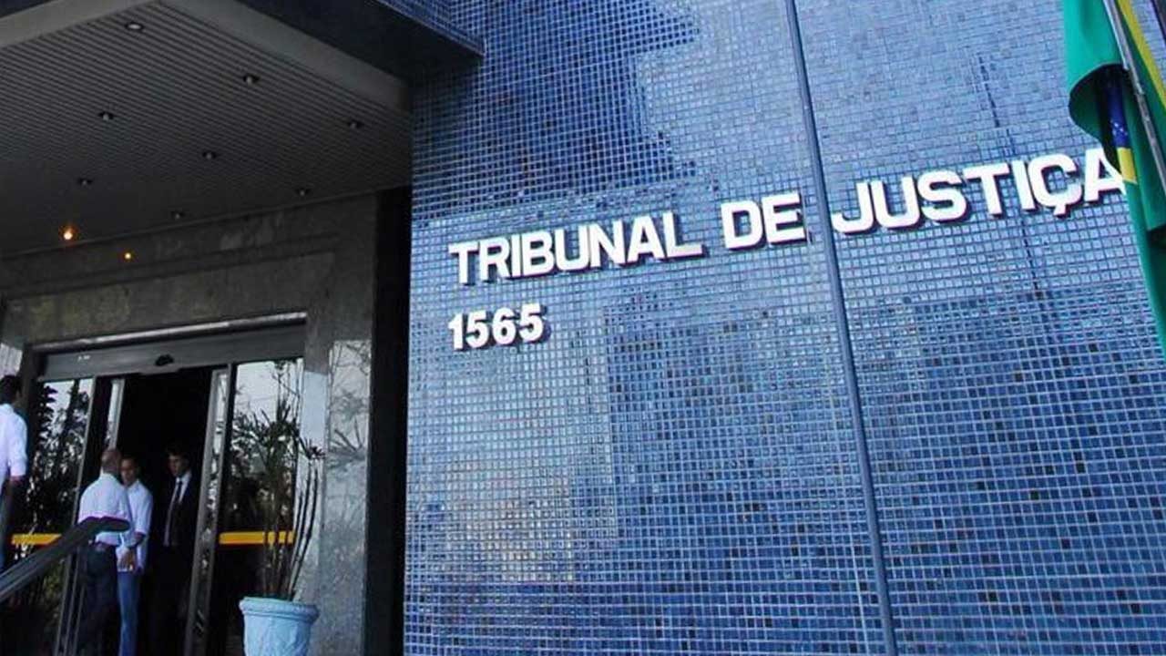 SERVIDORA COM TEA E TDAH OBTÉM DIREITO À REDUÇÃO DE JORNADA SEM CORTE SALARIAL NO RIO GRANDE DO SUL