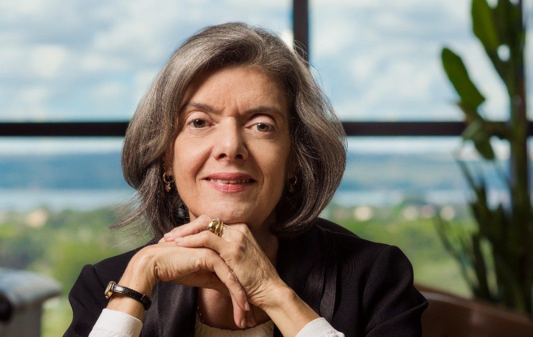 Cármen Lúcia completa 20 anos no STF com atuação marcada pela defesa dos direitos fundamentais