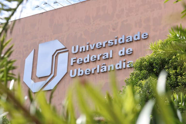 Justiça Federal anula heteroidentificação feita apenas por fotos e vídeos e determina nova avaliação de candidata barrada em cota racial da UFU