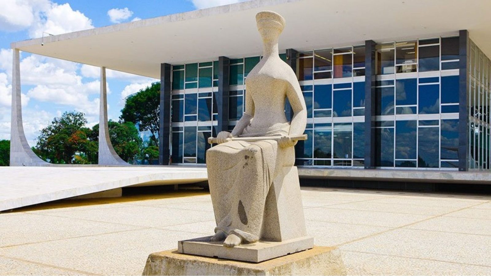 STF agenda para setembro julgamentos sobre tributos, saúde, trabalho e tecnologia